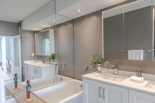 To Let 2 Bedroom Property for Rent in Mouille Point Western Cape